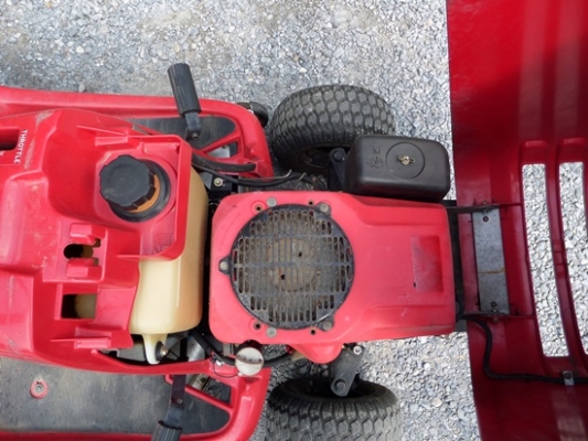 รถตัดหญ้า นั่งขับ HONDA 2013 เครื่อง 13 hp 2 ใบตัด