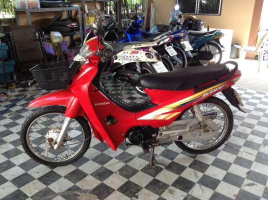 ขาย!!!เวฟ100 ปี46 รถเครื่องดีคับ มีเล่มทะเบียนครบ ภาษีไม่หมด