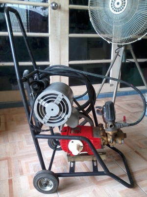 ปั๊มอัดฉีด