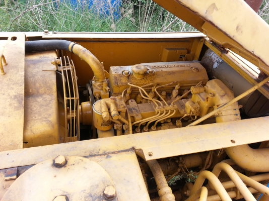 ขายแม็คโฮ โคมัสสุ pc60-3 ไม่ได้ใช้แล้วคับ 089-8374018