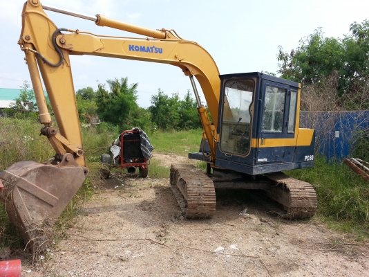 ขายแม็คโฮ โคมัสสุ pc60-3 ไม่ได้ใช้แล้วคับ 089-8374018