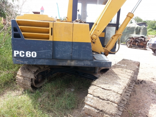 ขายแม็คโฮ โคมัสสุ pc60-3 ไม่ได้ใช้แล้วคับ 089-8374018