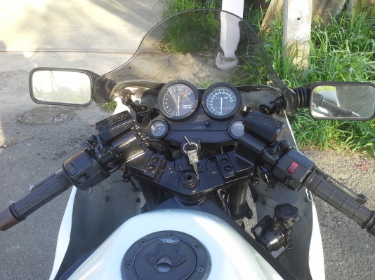 Kawasaki 1000cc.แฟริ่งHayabusa ขายถูกรถพร้อมใช้คันใหญ่มาก
