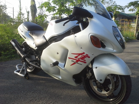 Kawasaki 1000cc.แฟริ่งHayabusa ขายถูกรถพร้อมใช้คันใหญ่มาก