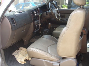 ขายด่วน TOYOTA, HILUX TIGER 3.0 G X-TRA CAB D4D ปี 2003 ปลายปี สีบรอนซ์เงิน เกียร์ธรรมดา TOP พางมาลัยพาวเวอร์ ARIBAG เบรค ABS กระจกไฟฟ้า เบาะหนัง ล้อ MAX 17 นิ้ว ขายไม่แพง มือ 1 ขายด่วน TOYOTA, HILUX TIGER 3.0 G X-TRA CAB D4D ปี 2003 ปลายปี สีบรอนซ์เงิน เกียร์ธรรมดา TOP พางมาลัยพาวเวอร์ ARIBAG เบรค ABS กระจกไฟฟ้า เบาะหนัง ล้อ MAX 17 นิ้ว ขายไม่แพง มือ 1