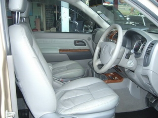 THAI RUNG, ADVENTURE 3.0 MASTER ELEGANCE ปี 2004 เกียร์ธรรมดา 7 ที่นั่ง เบาะหนัง ยางใหม่ มือ 1 วิ่งน้อย รถสวยมาก ไม่มีชน เอกสารพร้อมโอน จัดไฟแนนได้ THAI RUNG, ADVENTURE 3.0 MASTER ELEGANCE ปี 2004 เกียร์ธรรมดา 7 ที่นั่ง เบาะหนัง ยางใหม่ มือ 1 วิ่งน้อย รถสวยมาก ไม่มีชน เอกสารพร้อมโอน จัดไฟแนนได้