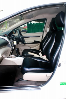 HONDA CITY i-VTEC 1.5 AT ปี 2011 HONDA CITY i-VTEC 1.5 AT ปี 2011