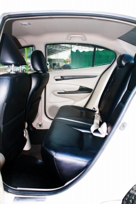 HONDA CITY i-VTEC 1.5 AT ปี 2011 HONDA CITY i-VTEC 1.5 AT ปี 2011