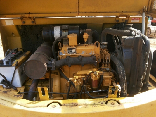 ขายรถขุด-ดัน KOMATSU pc 30-6 (ลายหัวเจาะ)รถเก่านอก 100\% สภาพดีพร้อมใช้งาน มีเอกสารแจ้งจำหน่าย