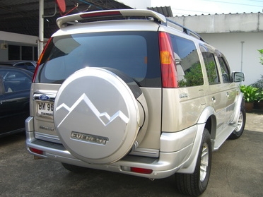 FORD, EVEREST 2.5 LTD. 2WD ปี 2004 เกียร์ธรรมดา รถสวยดีเดิม ๆ ยางใหม่ มือ 1 เครื่องดี แอร์เย็น ทั้งหน้าหลัง เบาะหนัง สัญญานถอยหลัง จัดไฟแนนได้ FORD, EVEREST 2.5 LTD. 2WD ปี 2004 เกียร์ธรรมดา รถสวยดีเดิม ๆ ยางใหม่ มือ 1 เครื่องดี แอร์เย็น ทั้งหน้าหลัง เบาะหนัง สัญญานถอยหลัง จัดไฟแนนได้