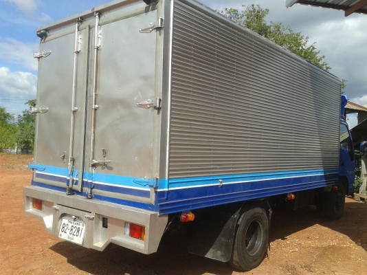 ขายNPR135แรง ปี47 ยาว5เมตร