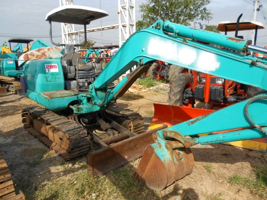 ขายรถแบคโฮ KOMATSU PC30-7 เก่านอก สภาพพร้อมใช้งาน
