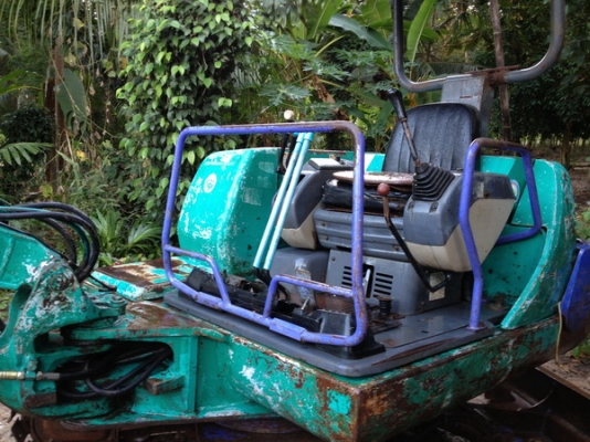 ขายรถขุด แมคโครเล็ก KOMATSU PC30-7 สภาพพร้อมใช้ราคาเบาๆ ขายรถขุด แมคโครเล็ก KOMATSU PC30-7 สภาพพร้อมใช้ราคาเบาๆ