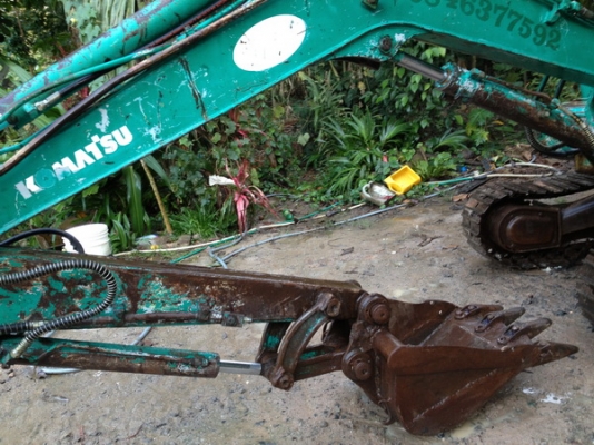 ขายรถขุด แมคโครเล็ก KOMATSU PC30-7 สภาพพร้อมใช้ราคาเบาๆ ขายรถขุด แมคโครเล็ก KOMATSU PC30-7 สภาพพร้อมใช้ราคาเบาๆ