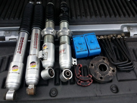 ขายชุดยก 2 นิ้ว ของครบๆ ตามภาพ ใส่ไทตั้นพลัส