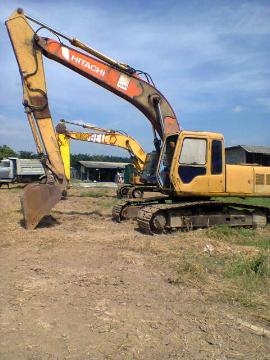 ขายฮิตาชิEX200-3 ขายตามสภาพ ราคา 550,000 บาท เจ้าของขายเอง ราคาต่อรองได้