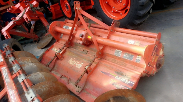 ขายรถไถคูโบต้า มือสองถูกม๊าก มาก L4708 ราคา 350,000 อุปกรณ์ 2 ชิ้น