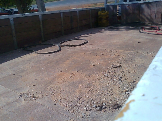 รถหกล้อ HINO FB113 เครื่อง 117 แรงม้า รถปี 31 ติดเครน ยูนิค 2.9 ตัน