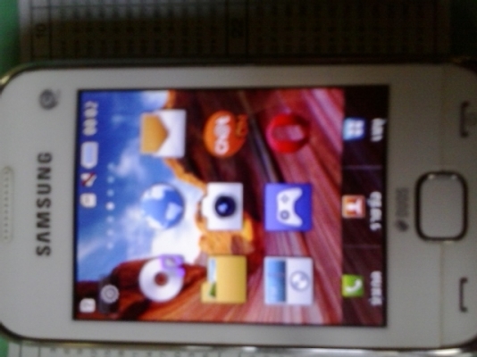 ขายโทรศัพซัมซุงแชมร์ ดูโอ้ใส่ใด้2ซิม เล่นเน็ตใด้ มีรอยตามการใช้งาน