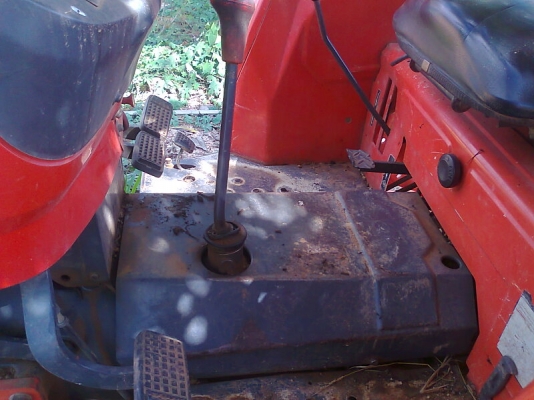 รถไถ KUBOTA M5000 SU มีใบดันหน้า มีผาน 6 ตราช้างอย่างดี ราคา 445,000 บาท