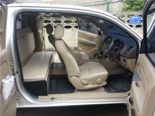 ขาย TOYOTA VIGO SMART CAB 2.7 G ติดแก๊ส LPG หัวฉีด ครับ