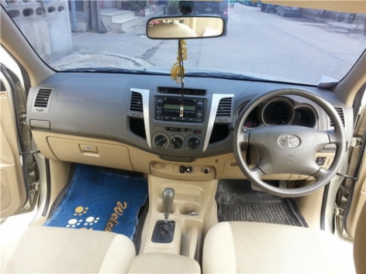 ขาย TOYOTA VIGO SMART CAB 2.7 G ติดแก๊ส LPG หัวฉีด ครับ