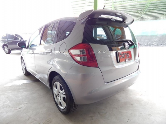 HONDA JAZZ i-VTEC 1.5 AT ปี 2009 HONDA JAZZ i-VTEC 1.5 AT ปี 2009