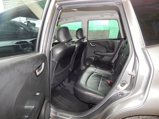 HONDA JAZZ i-VTEC 1.5 AT ปี 2009 HONDA JAZZ i-VTEC 1.5 AT ปี 2009