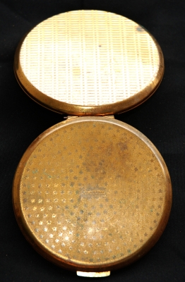 ขาย ตลับแป้งทองเหลืองโบราณ Strotton Made in England