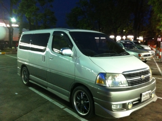 โตโยต้า แกรนเวียร์