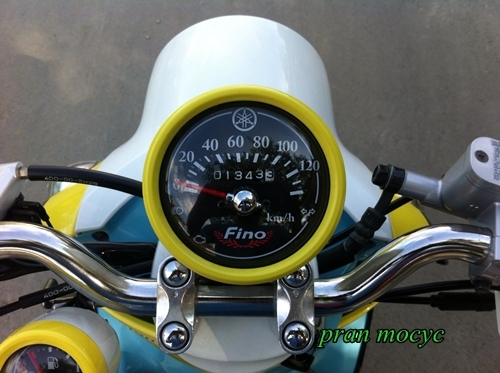 ขายyamaha fino สีดำเหลืองฟ้า จด 7พฤษภาคม 56 ไมล์เเท้ๆ1400 โล ขายyamaha fino สีดำเหลืองฟ้า จด 7พฤษภาคม 56 ไมล์เเท้ๆ1400 โล