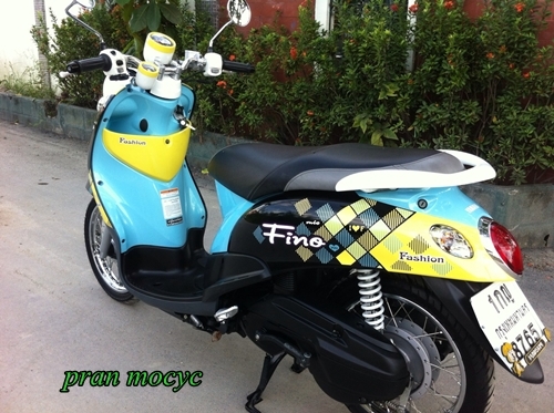 ขายyamaha fino สีดำเหลืองฟ้า จด 7พฤษภาคม 56 ไมล์เเท้ๆ1400 โล ขายyamaha fino สีดำเหลืองฟ้า จด 7พฤษภาคม 56 ไมล์เเท้ๆ1400 โล