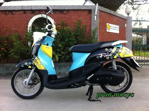 ขายyamaha fino สีดำเหลืองฟ้า จด 7พฤษภาคม 56 ไมล์เเท้ๆ1400 โล