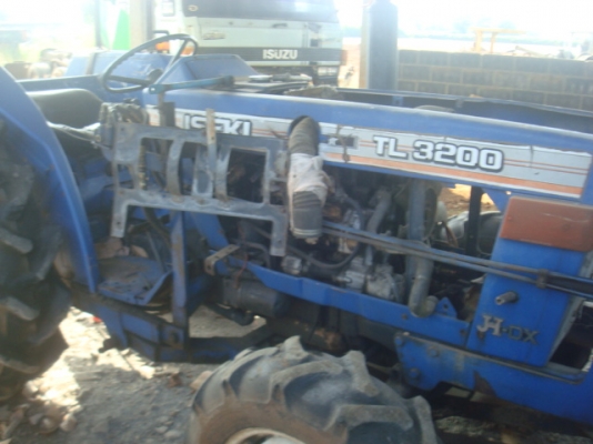 ขายรถไถ ISEKI TL3200 เครื่อง 32 แรง 2 เพลา เอกสารสัญญาซื้อขาย