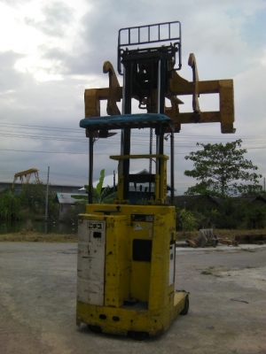 รถยกไฟฟ้าอิชิยูเก๋านอกพร้อมใช้ราคา48,000และ45,000บาท2คันขนาด1ตันแบตดีปั่มเเรงมีใหเเลือก2คัน