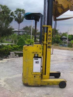 รถยกไฟฟ้าอิชิยูเก๋านอกพร้อมใช้ราคา48,000และ45,000บาท2คันขนาด1ตันแบตดีปั่มเเรงมีใหเเลือก2คัน