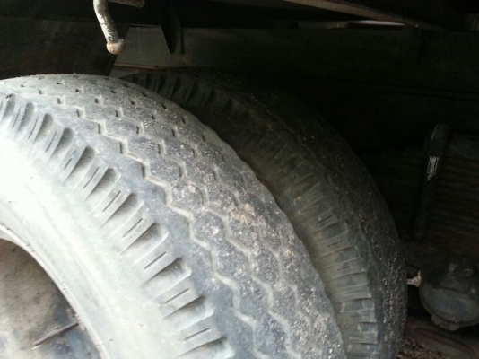 รถอีซูซุ 10 ล้อ รั้ว FVM เปลื่ยนเครื่อง 175 แรงม้า. สนใจติดต่อ 081 - 6079515 รถอีซูซุ 10 ล้อ รั้ว FVM เปลื่ยนเครื่อง 175 แรงม้า. สนใจติดต่อ 081 - 6079515