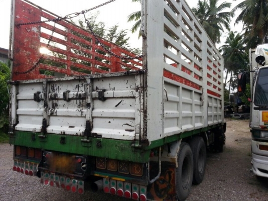 รถอีซูซุ 10 ล้อ รั้ว FVM เปลื่ยนเครื่อง 175 แรงม้า. สนใจติดต่อ 081 - 6079515 รถอีซูซุ 10 ล้อ รั้ว FVM เปลื่ยนเครื่อง 175 แรงม้า. สนใจติดต่อ 081 - 6079515