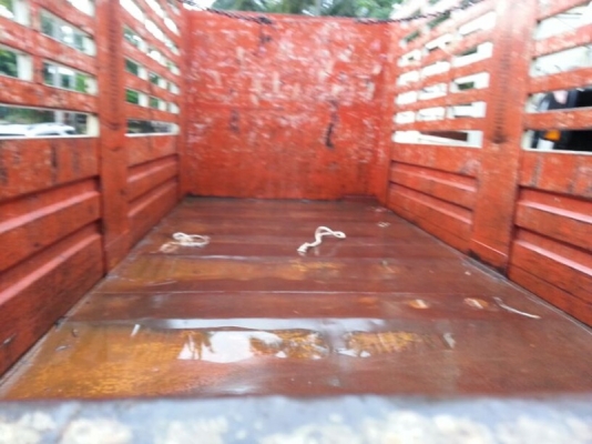 รถอีซูซุ 10 ล้อ รั้ว FVM เปลื่ยนเครื่อง 175 แรงม้า. สนใจติดต่อ 081 - 6079515 รถอีซูซุ 10 ล้อ รั้ว FVM เปลื่ยนเครื่อง 175 แรงม้า. สนใจติดต่อ 081 - 6079515