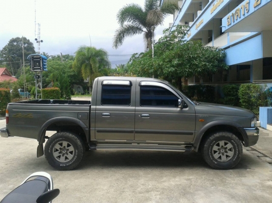 กระบะฟอดร์ 4x4 ปี2003  เลขไม 2.2 ก.ม  รถบ้านสภาพสวย  พร้อมใช้งาน