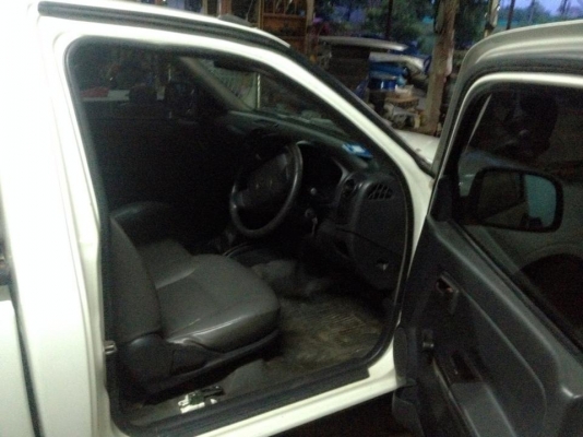 ดีแมคหัวเดียวปี 2008 สีขาว เดิมสักคัน ดีแมคหัวเดียวปี 2008 สีขาว เดิมสักคัน