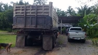 รถฮีโน่ 10 ล้อดั้ม F18 เปลื่ยนเครื่อง 195 แรงม้า. ปี 33 สนใจติดต่อ 081 - 6079515 รถฮีโน่ 10 ล้อดั้ม F18 เปลื่ยนเครื่อง 195 แรงม้า. ปี 33 สนใจติดต่อ 081 - 6079515