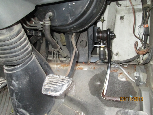 MITSUBISHI-6ล้อแคนเตอร์เครื่อง115หัว-ครัชซี4,30เมตร-- MITSUBISHI-6ล้อแคนเตอร์เครื่อง115หัว-ครัชซี4,30เมตร--