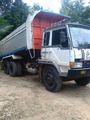 ขายรถบรรทุกสิบล้อดั๊มพ์ Mitsubishi MA เครื่อง 6D16 - 195 แรง เกียร์อิตั้น ทะเบียนพร้อม