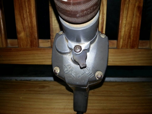 ขายสว่านไฟฟ้าขนาดจับดอก4หุนโครงสร้างเป็นอลูมิเนียมทั้งตัวเจาะกระแทกได้2ระบบยี่ห้อmakita