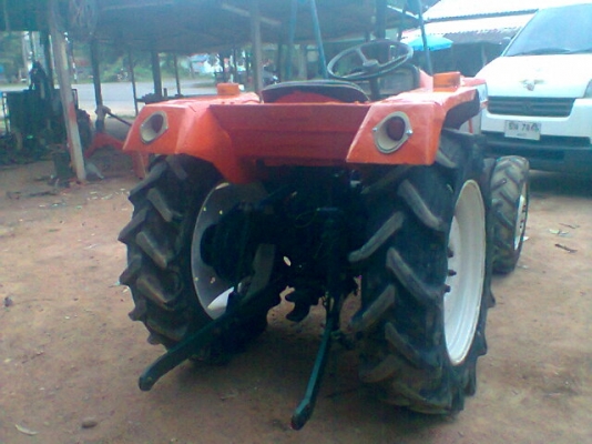 ขาย คูโบต้า 2402 สภาพดี 087-1705164 , 085-9339361