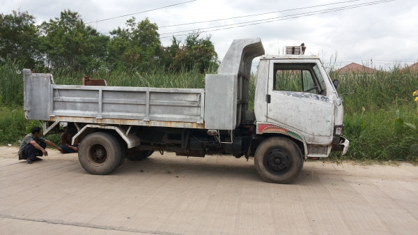 6ล้อดั๊มพ์Hino FC