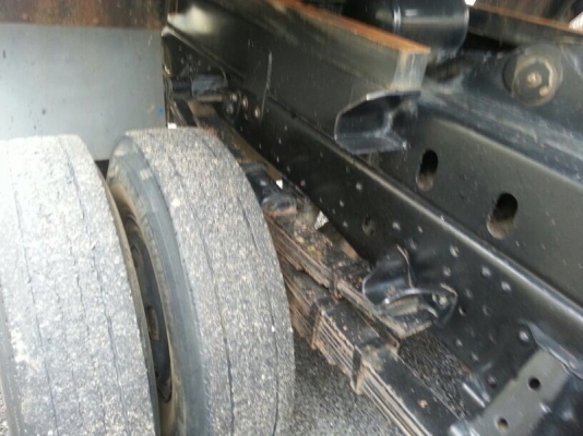 รถอีซูซุ 6 ล้อดั้ม 150 แรงม้า ปี 50 ( รถวิ่ง 2xx,xxx กม. ) สนใจติดต่อ 081 - 6079515 รถอีซูซุ 6 ล้อดั้ม 150 แรงม้า ปี 50 ( รถวิ่ง 2xx,xxx กม. ) สนใจติดต่อ 081 - 6079515