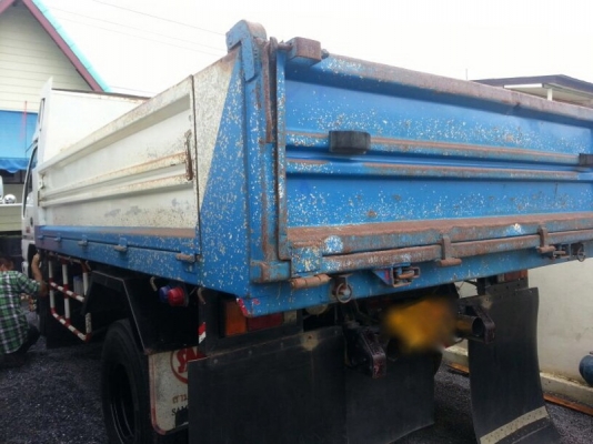 รถอีซูซุ 6 ล้อดั้ม 150 แรงม้า ปี 50 ( รถวิ่ง 2xx,xxx กม. ) สนใจติดต่อ 081 - 6079515 รถอีซูซุ 6 ล้อดั้ม 150 แรงม้า ปี 50 ( รถวิ่ง 2xx,xxx กม. ) สนใจติดต่อ 081 - 6079515