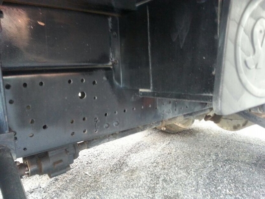 รถอีซูซุ 6 ล้อดั้ม 150 แรงม้า ปี 50 ( รถวิ่ง 2xx,xxx กม. ) สนใจติดต่อ 081 - 6079515 รถอีซูซุ 6 ล้อดั้ม 150 แรงม้า ปี 50 ( รถวิ่ง 2xx,xxx กม. ) สนใจติดต่อ 081 - 6079515